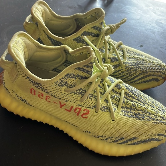 Neon yellow Yeezy boost 350 shoes size 7.5 used still in good shape - Picture 4 of 7